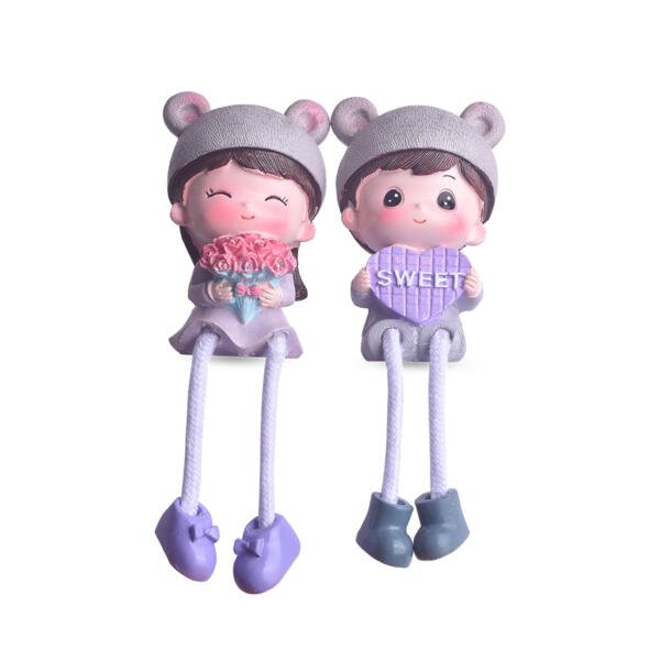 best gift items, gift ideas for women, gift ideas for men, gift ideas for mom, valentine gift ideas, best family gifts, unique gifts family, good family gifts, great family gifts, best family gift ideas, good family gift ideas, Plastic Couple Statue, Cute Couple Statue